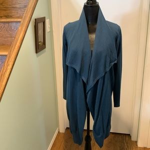 NWOT teal extra fine 100% merino wool Tahari waterfall sweater. Sz S.